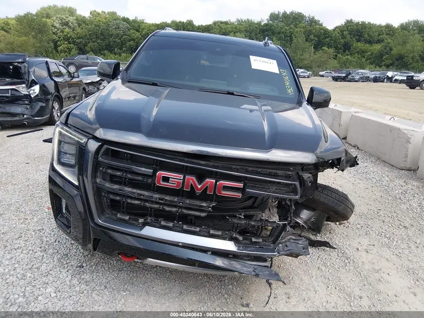 2024 GMC YUKON XL 4WD AT4