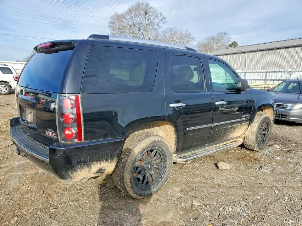 2012 GMC YUKON DENALI  