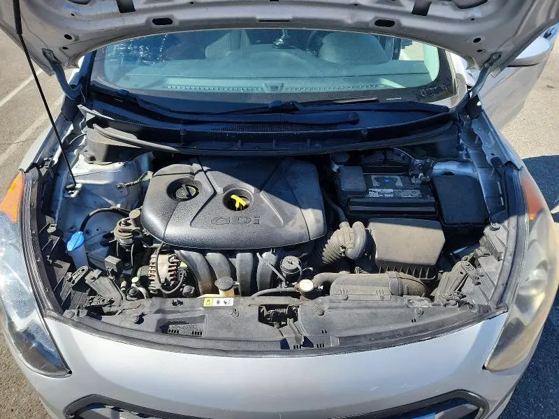 2016 HYUNDAI ELANTRA GT BASE  