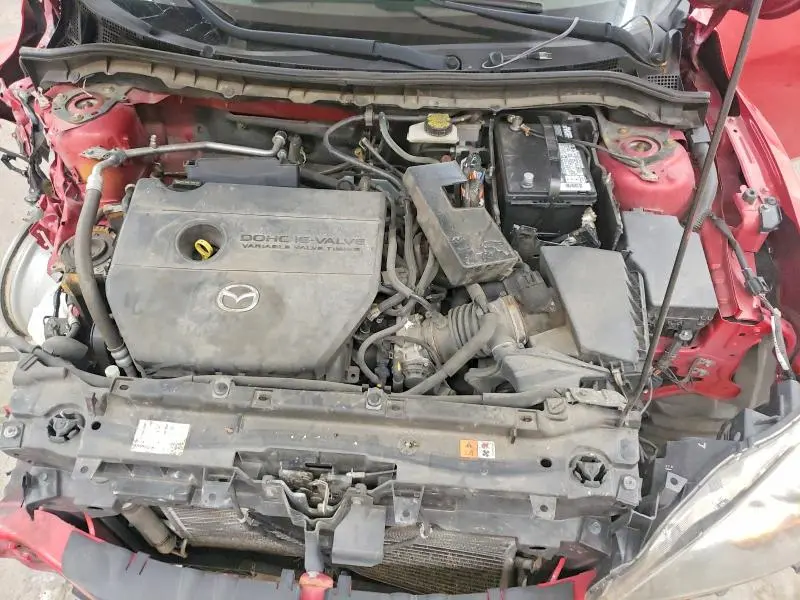 2011 MAZDA 3 S  