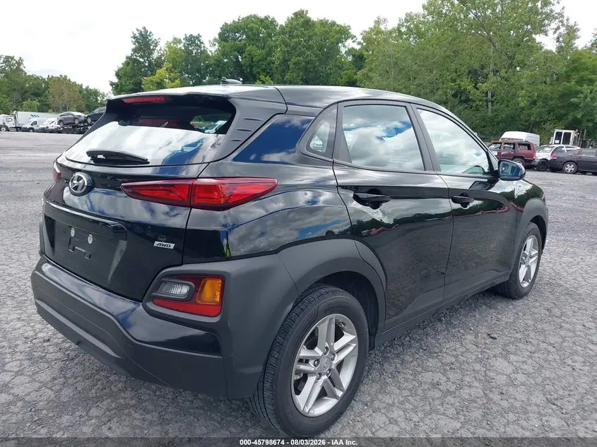 2021 HYUNDAI KONA SE