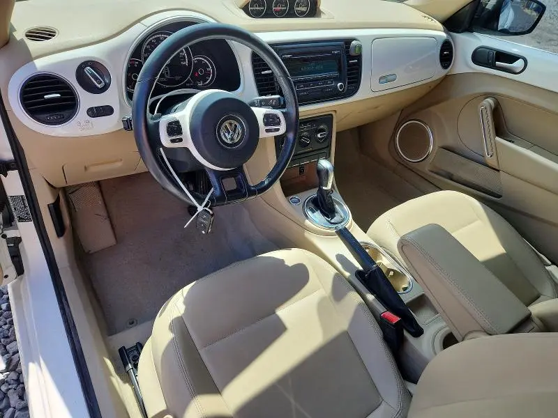 2013 VOLKSWAGEN BEETLE   