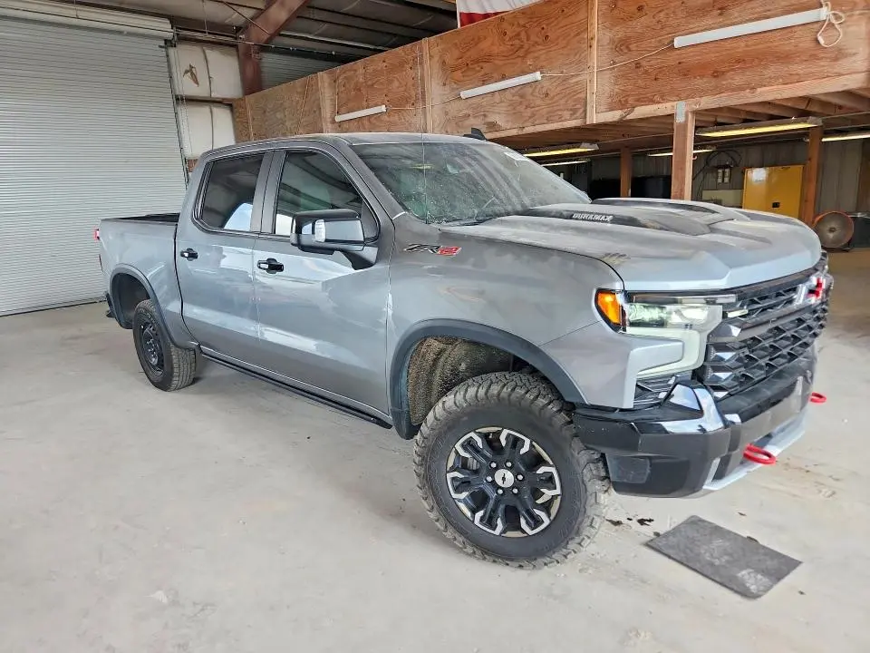 2024 CHEVROLET SILVERADO K1500 ZR2  