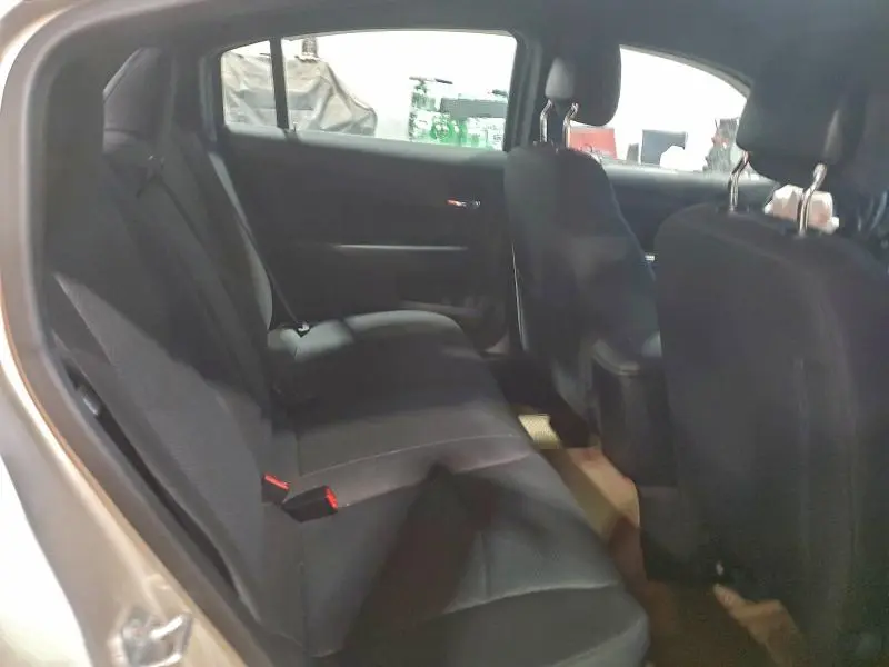 2014 CHRYSLER 200 LX  