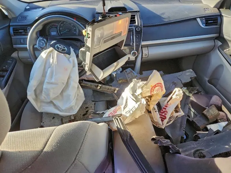 2013 TOYOTA CAMRY LE  