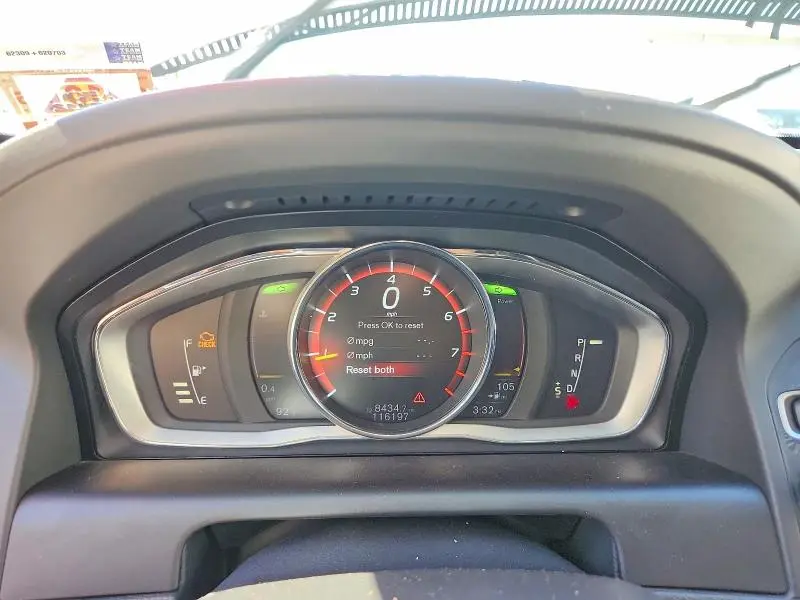 2017 VOLVO XC60 T5 INSCRIPTION  
