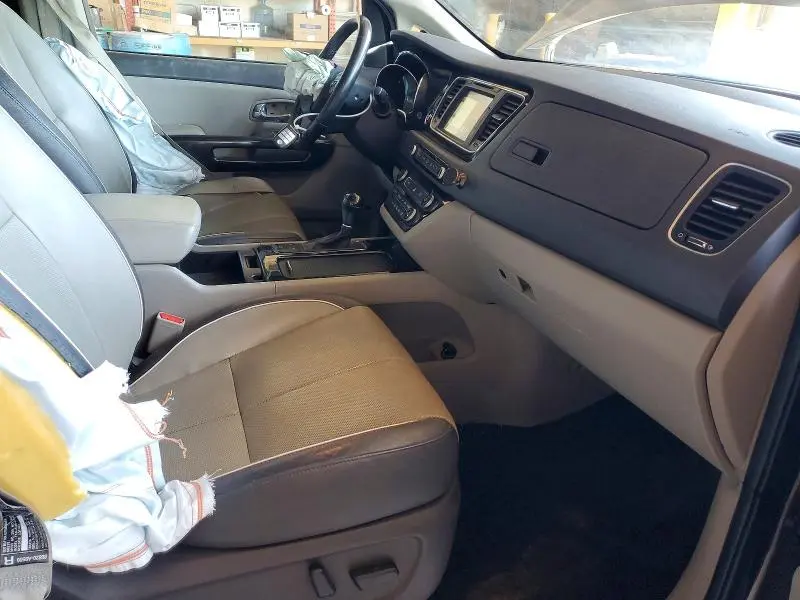 2016 KIA SEDONA SX  