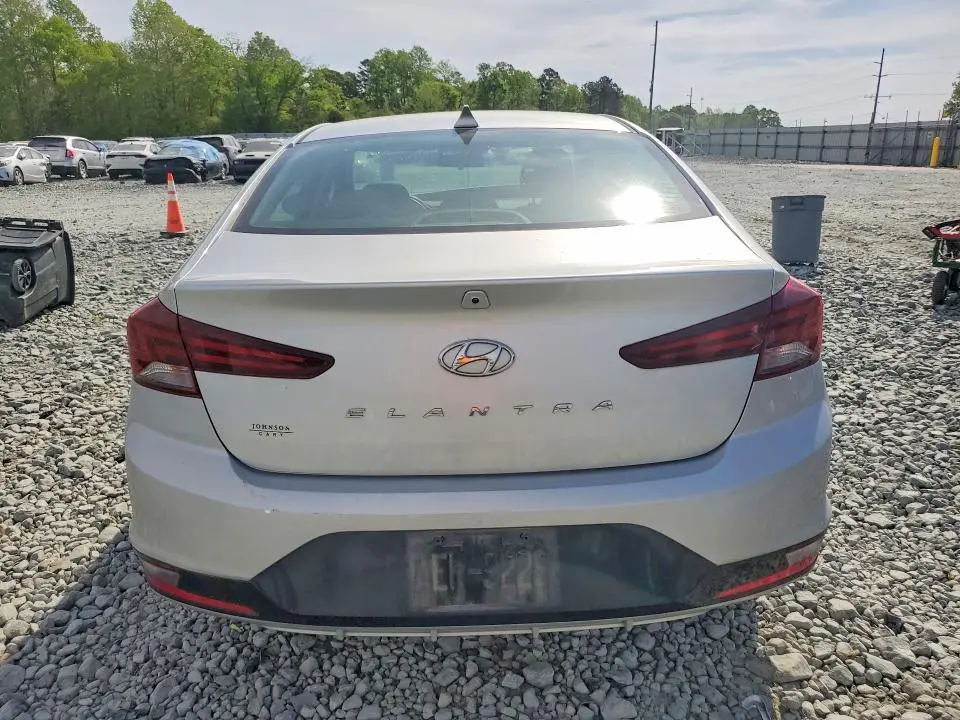 2019 HYUNDAI ELANTRA SEL  