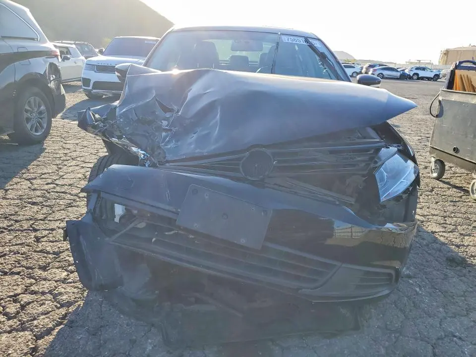 2012 VOLKSWAGEN JETTA SE  