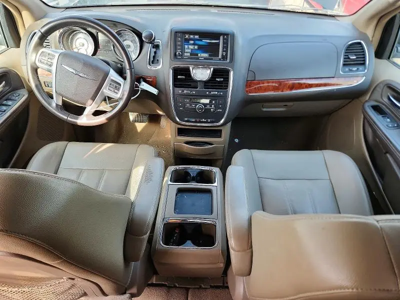 2016 CHRYSLER TOWN&COUNT   