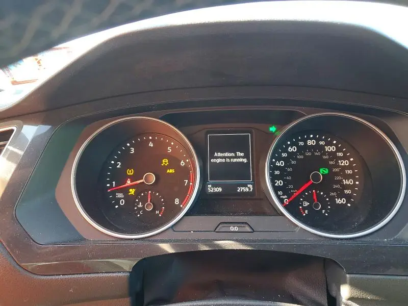 2018 VOLKSWAGEN TIGUAN SE  