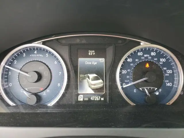 2016 TOYOTA CAMRY LE  