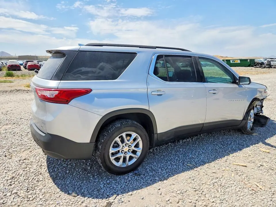 2021 CHEVROLET TRAVERSE LT  
