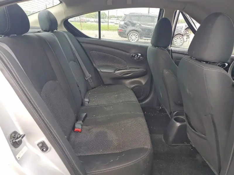 2018 NISSAN VERSA SV  