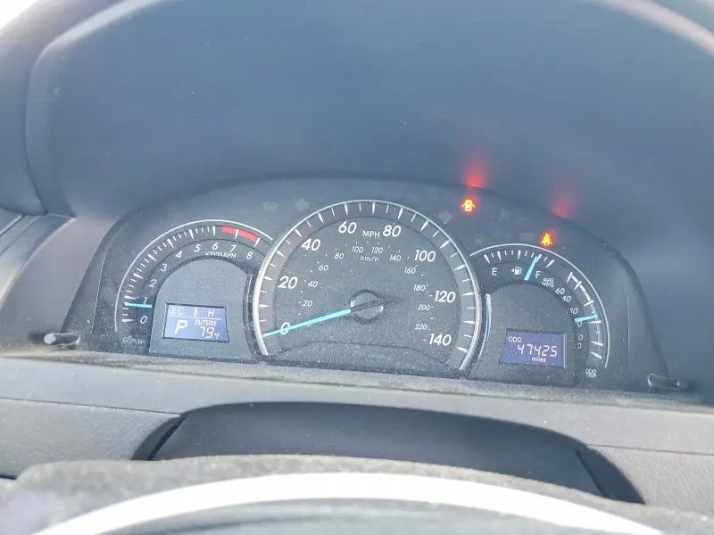 2015 TOYOTA CAMRY LE  