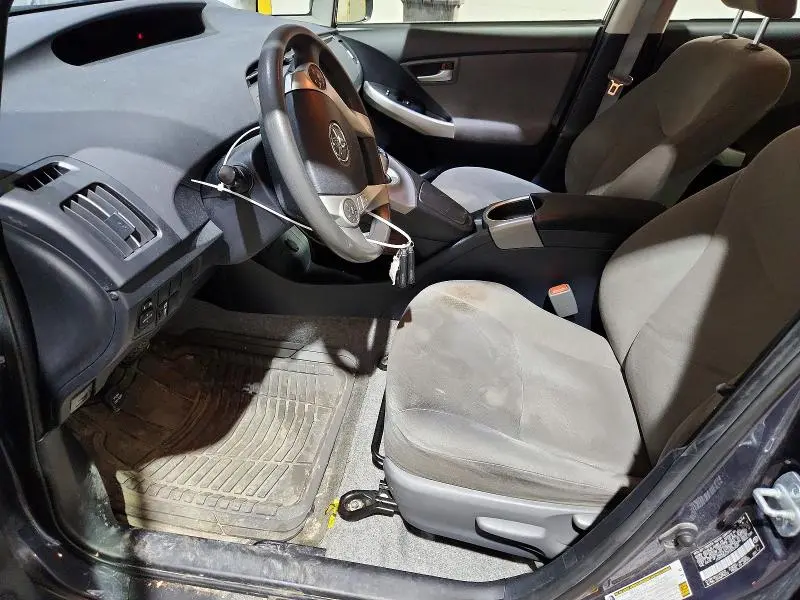 2015 TOYOTA PRIUS TWO  