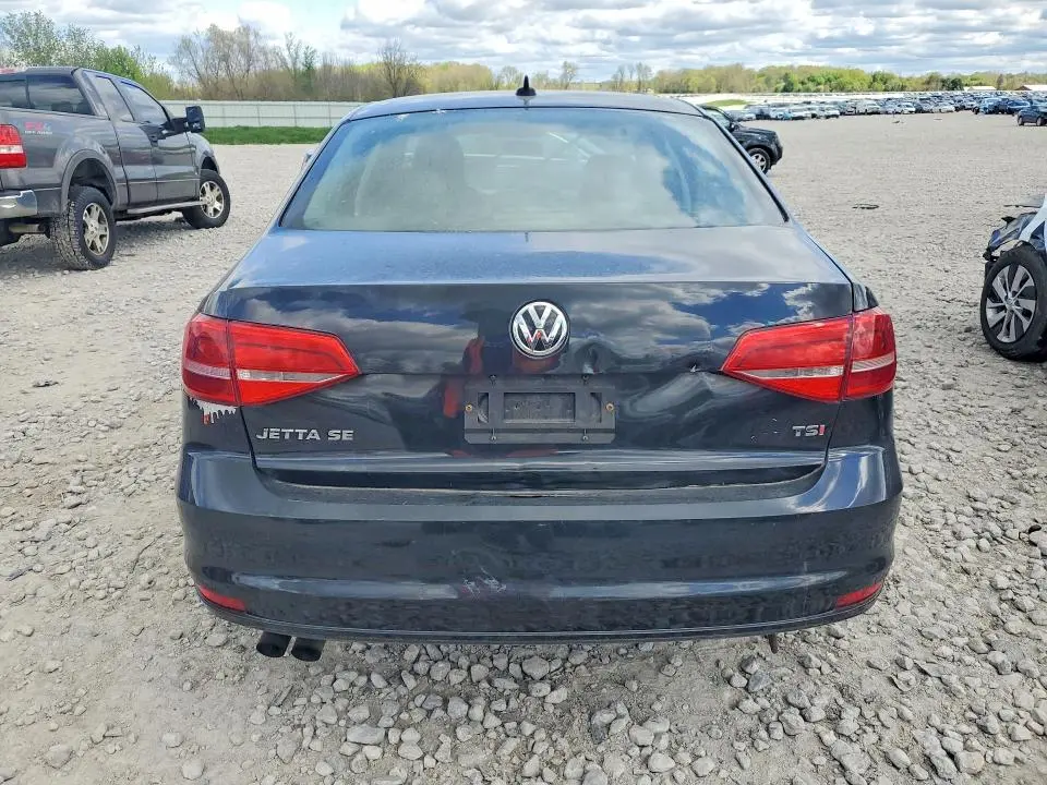 2015 VOLKSWAGEN JETTA SE  