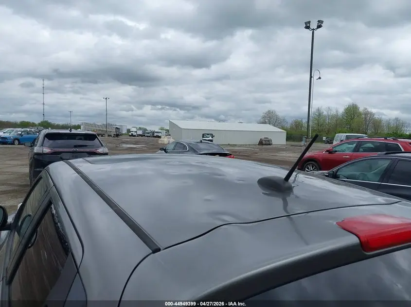 2011 NISSAN JUKE SL