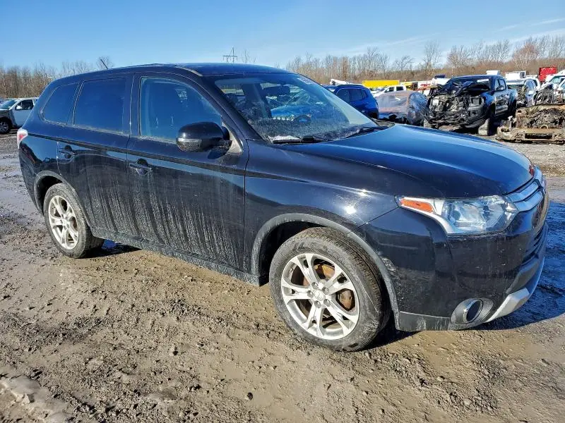 2015 MITSUBISHI OUTLANDER SE  