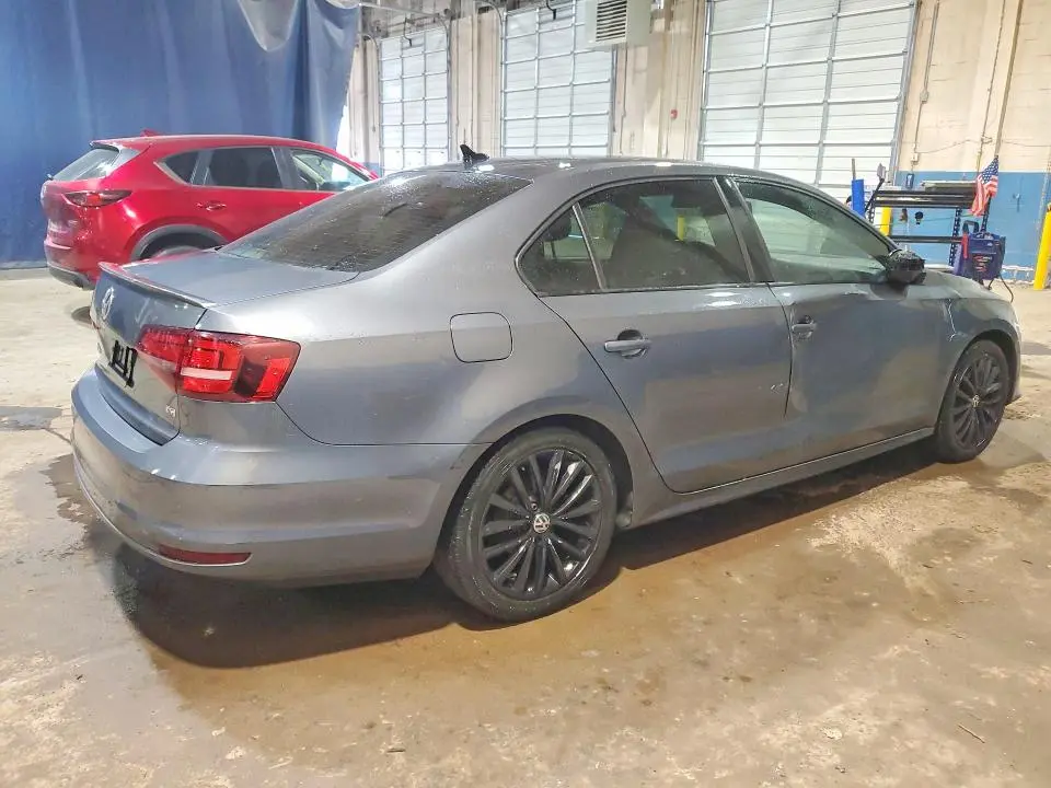 2016 VOLKSWAGEN JETTA SPORT  