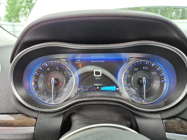 2017 CHRYSLER 300C   