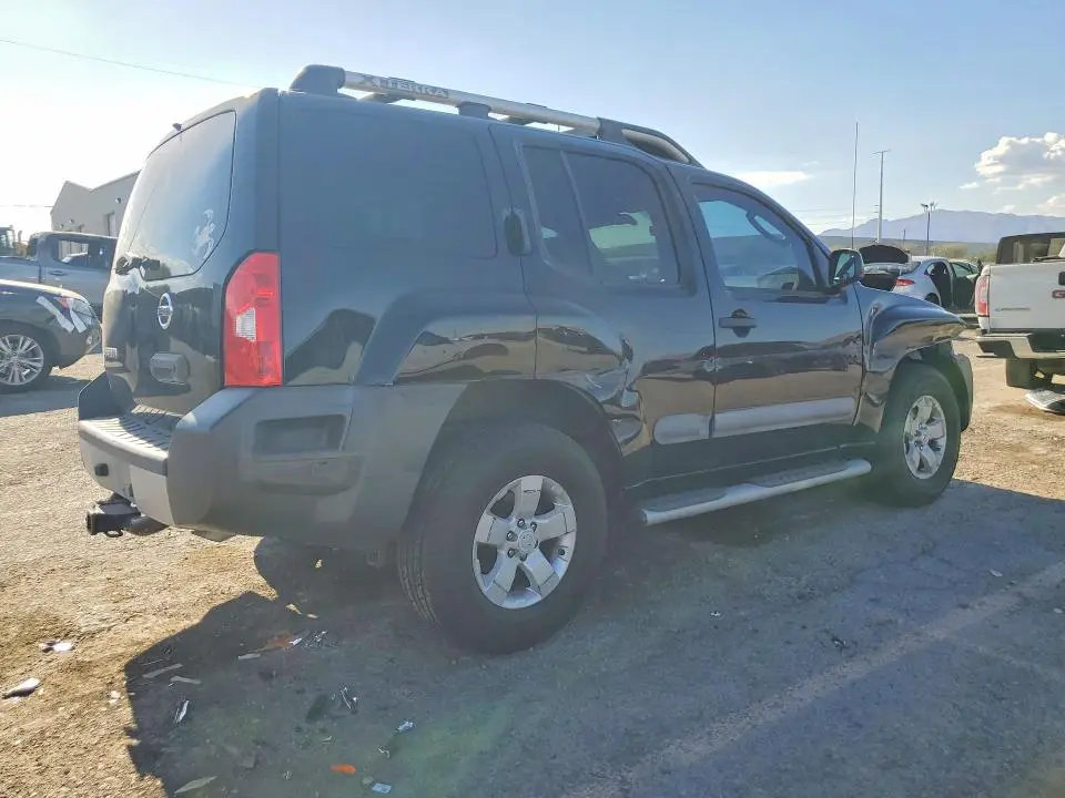 2012 NISSAN XTERRA X  