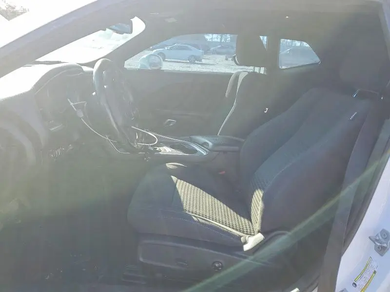 2018 DODGE CHALLENGER SXT  