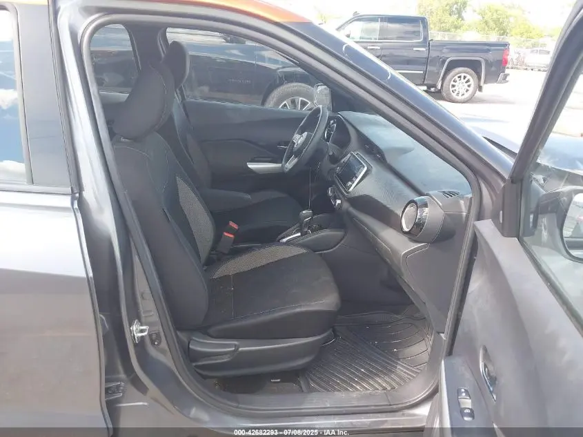 2018 NISSAN KICKS SV