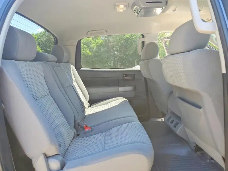 2011 TOYOTA TUNDRA CREWMAX SR5  