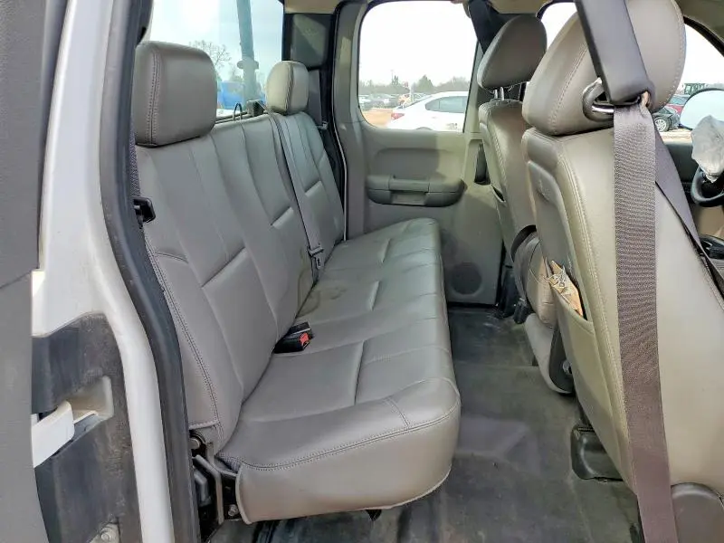 2011 CHEVROLET SILVERADO C1500  
