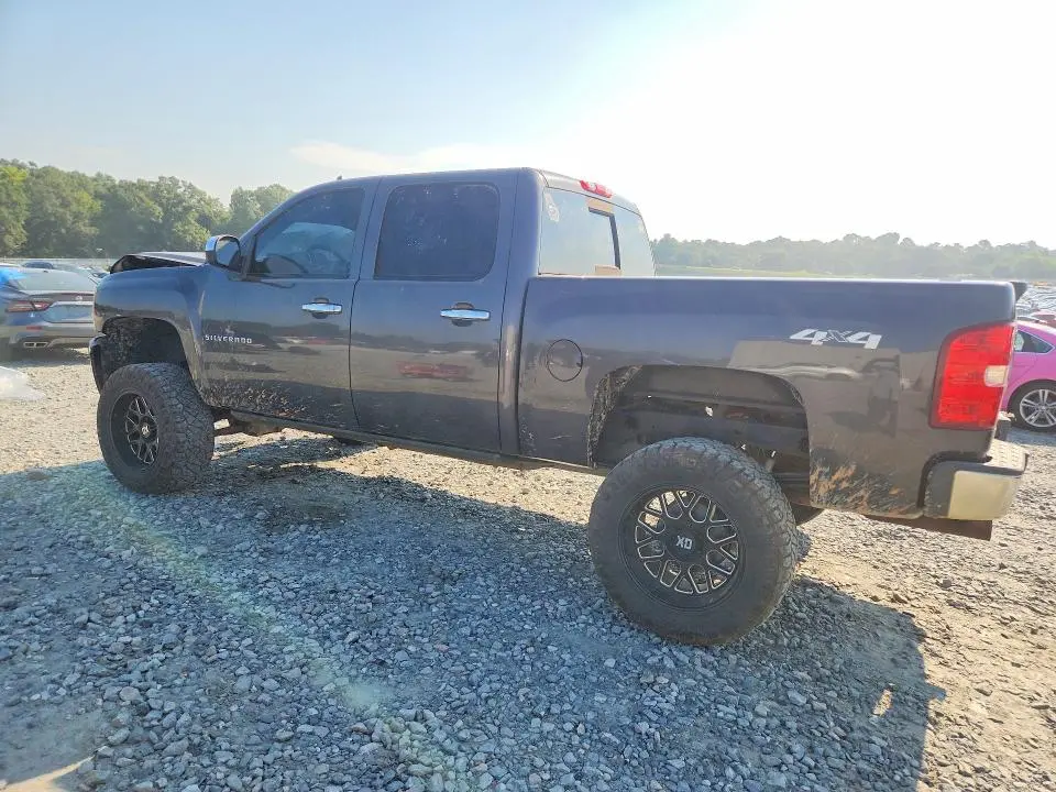 2011 CHEVROLET SILVERADO K1500 LT  