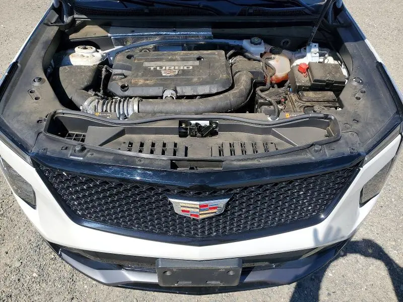 2024 CADILLAC XT4 SPORT  