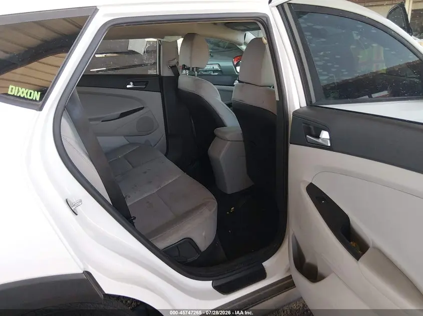 2019 HYUNDAI TUCSON SE
