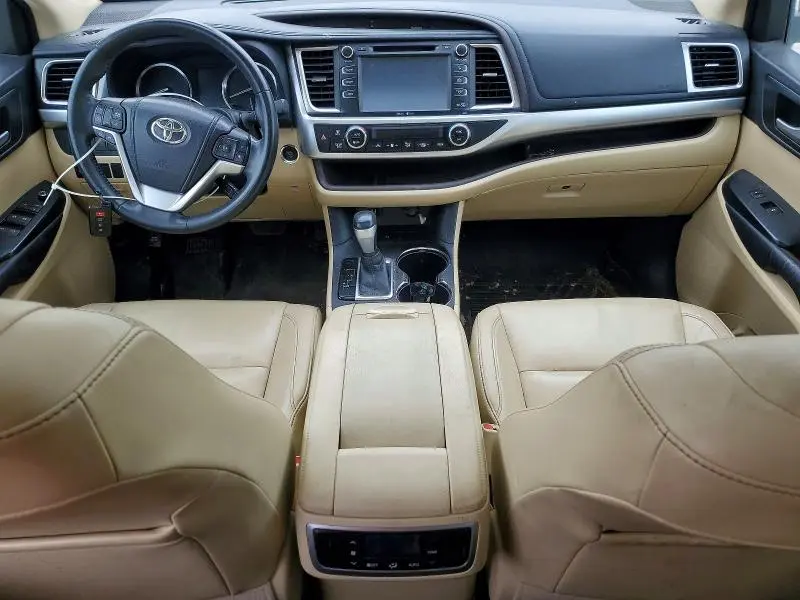 2015 TOYOTA HIGHLANDER XLE  