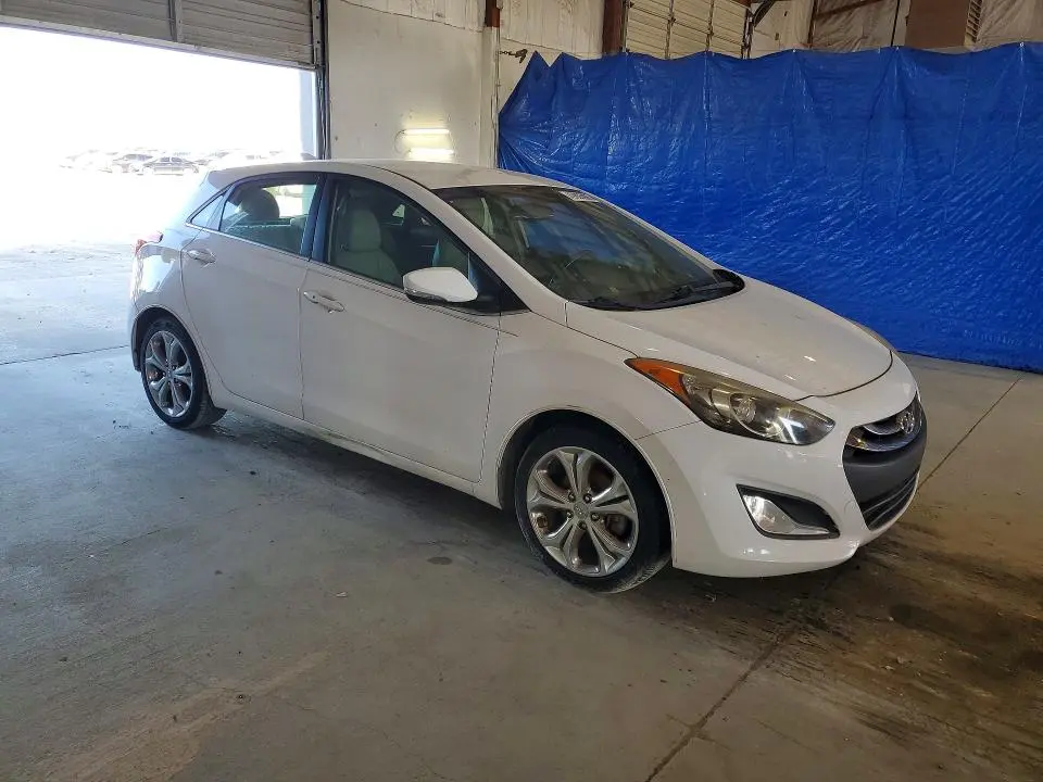 2014 HYUNDAI ELANTRA GT BASE  