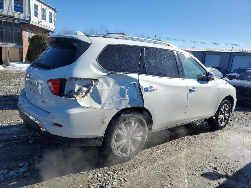 2019 NISSAN PATHFINDER S  
