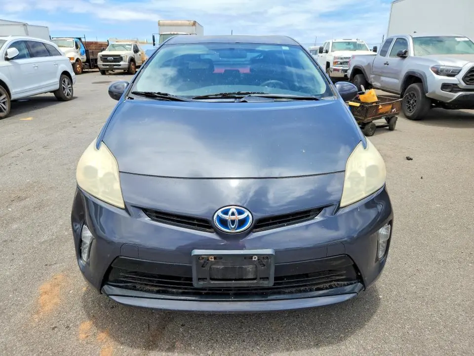 2013 TOYOTA PRIUS ONE  