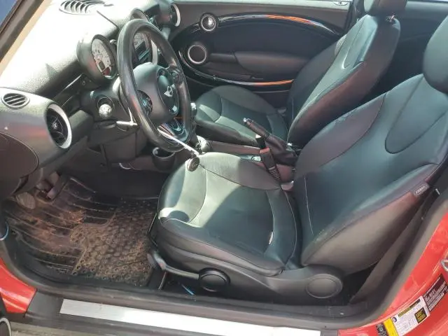 2012 MINI COOPER   