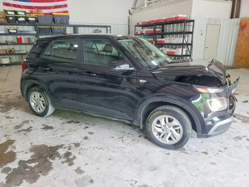 2022 HYUNDAI VENUE SE  