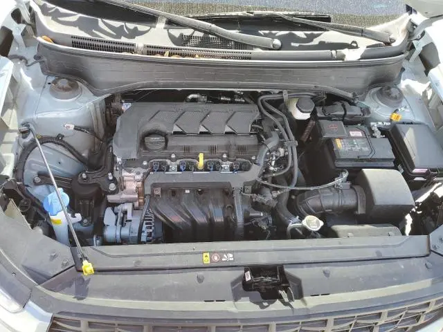 2025 HYUNDAI VENUE SE  