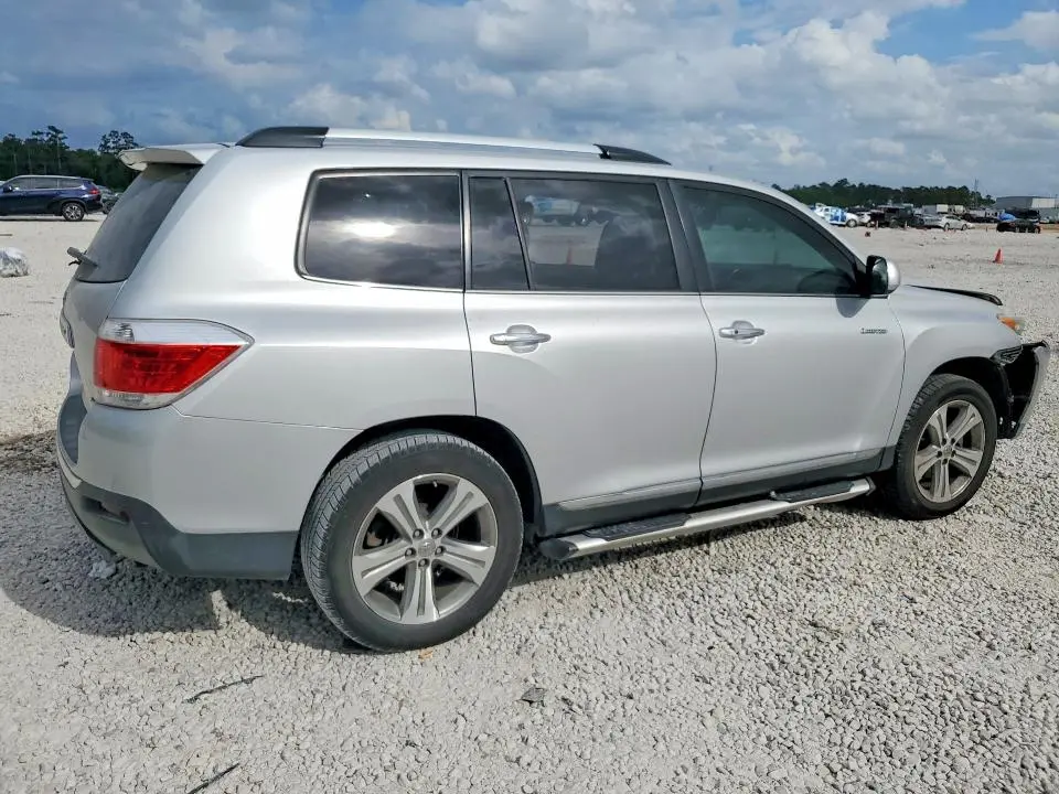 2011 TOYOTA HIGHLANDER LIMITED  