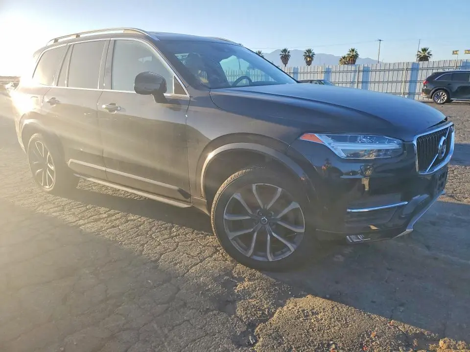 2018 VOLVO XC90 T6  