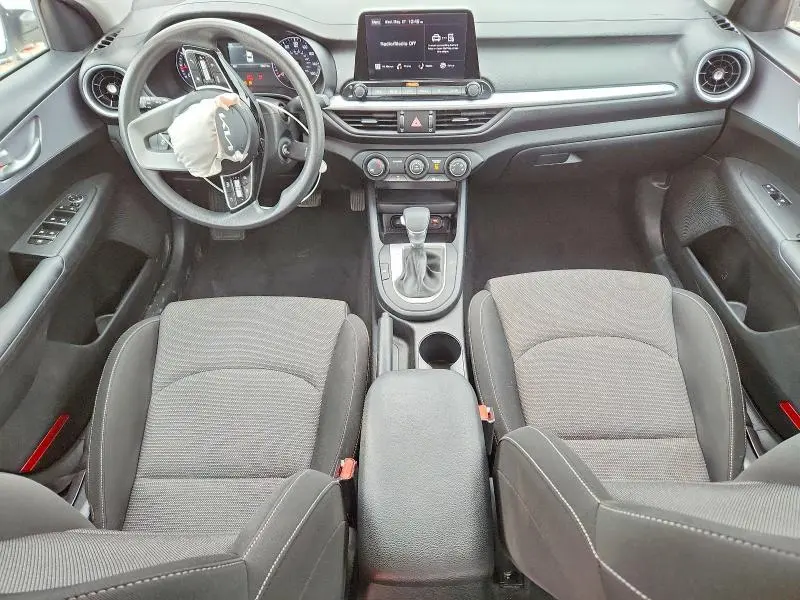 2024 KIA FORTE LX  