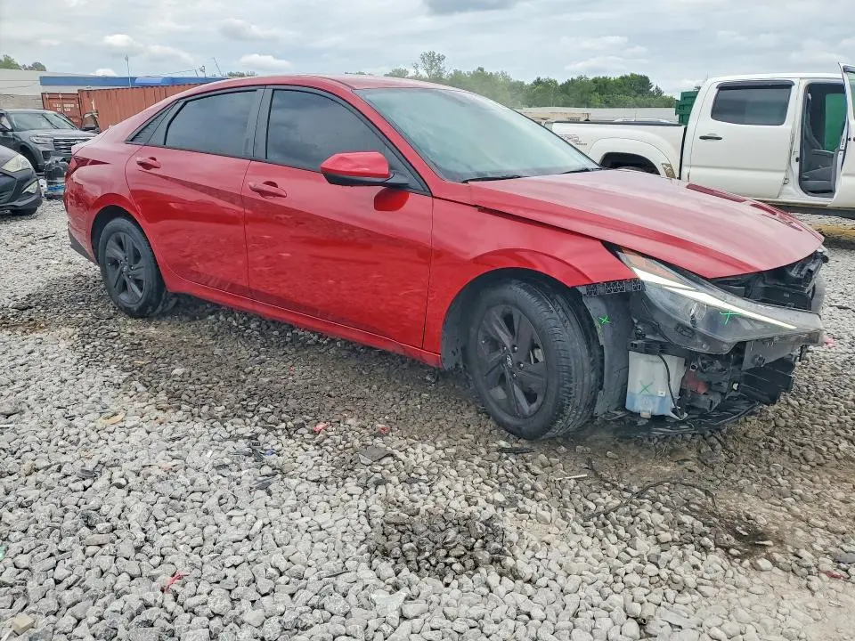 2021 HYUNDAI ELANTRA SEL  