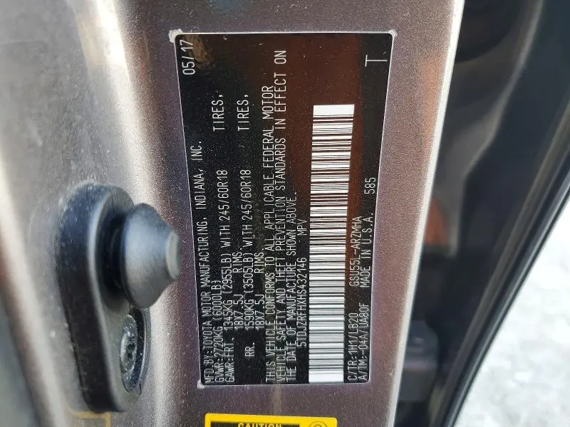 2017 TOYOTA HIGHLANDER XLE  