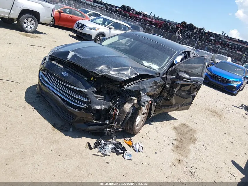 2013 FORD FUSION SE
