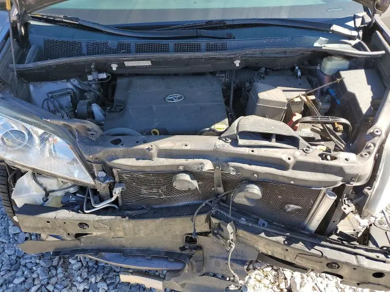 2015 TOYOTA SIENNA XLE 8-PASSENGER  