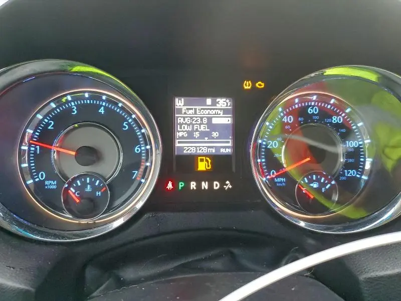 2015 CHRYSLER TOWN & COUNTRY TOURING  