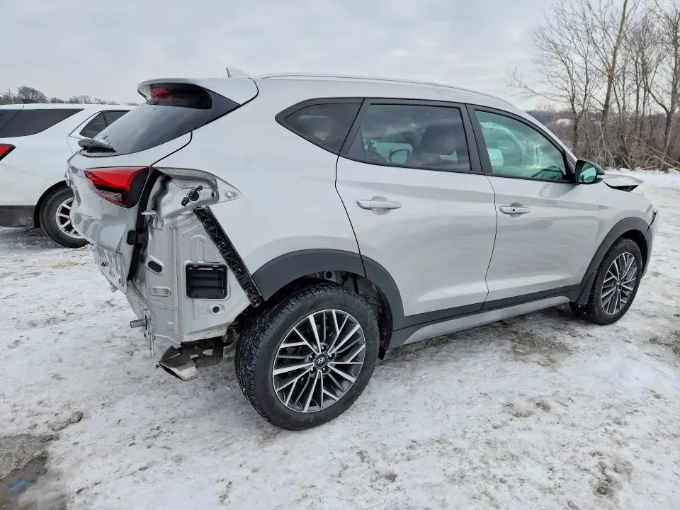 2021 HYUNDAI TUCSON   