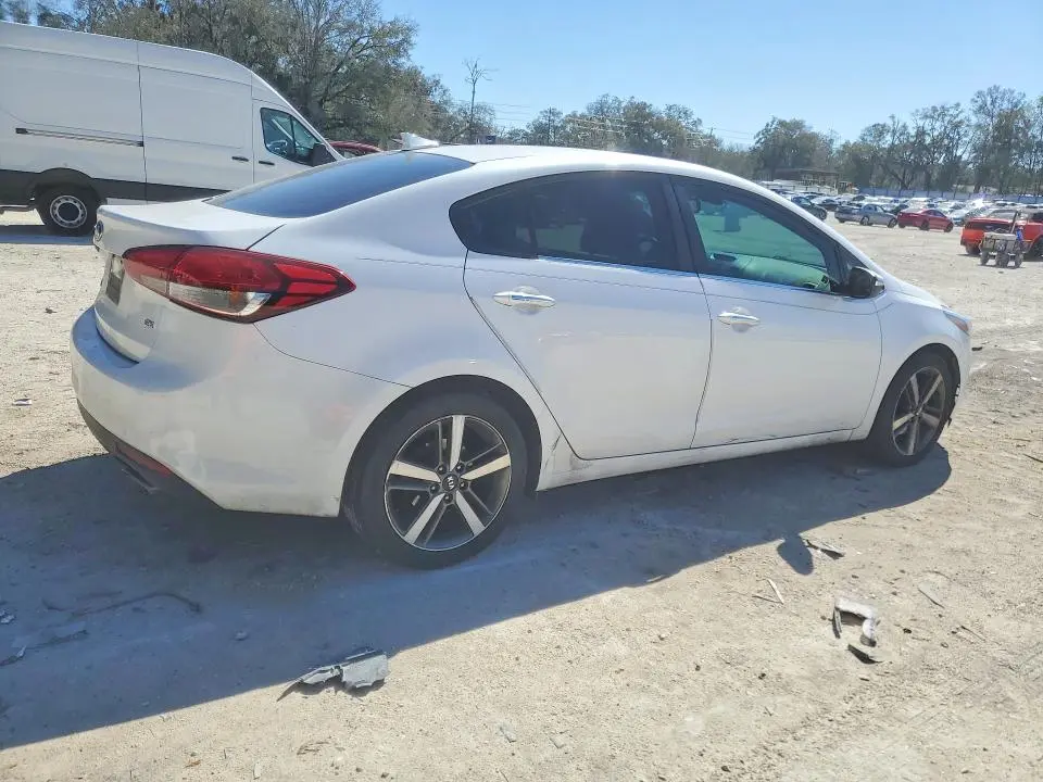 2017 KIA FORTE EX  